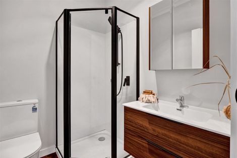 Photo of property in 186 South Road, Hawera, 4610