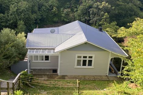 Photo of property in 20 Farnham Street, Mornington, Wellington, 6021