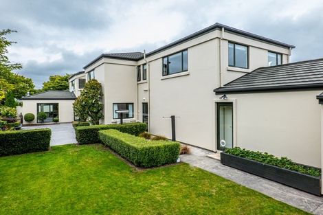 Photo of property in 321 Gardiners Road, Harewood, Christchurch, 8051