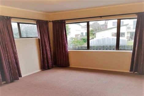 Photo of property in 37 St Annes Crescent, Wattle Downs, Auckland, 2103