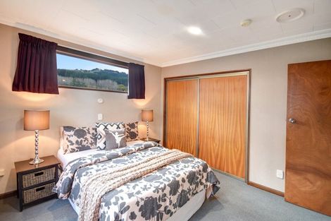 Photo of property in 4d Edinburgh Street, Green Island, Dunedin, 9018