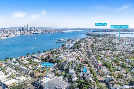 Photo of property in 2/9 Calliope Road, Devonport, Auckland, 0624