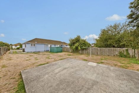 Photo of property in 2/45 Dickson Crescent, Hornby, Christchurch, 8042