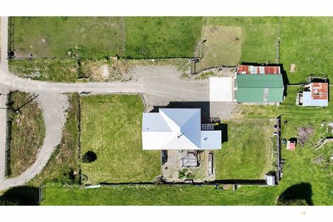 Photo of property in 19 Mount John Road, Waimate, 7977