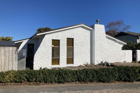 Photo of property in 10 Gulliver Place, Conifer Grove, Takanini, 2112