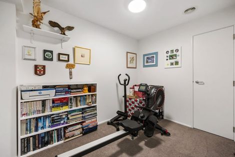 Photo of property in Palm Grove Apartments, 9/13c Palm Grove, Berhampore, Wellington, 6023