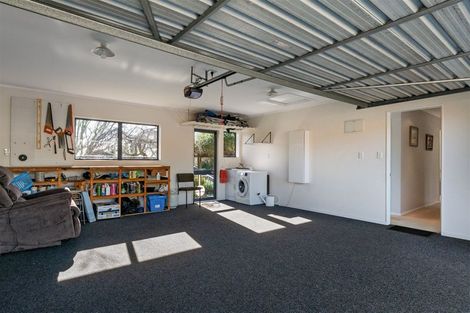 Photo of property in 6 Oteki Park Drive, Welcome Bay, Tauranga, 3112