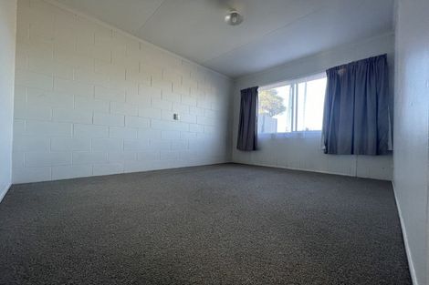 Photo of property in 2/35 Riversdale Road, Avondale, Auckland, 1026