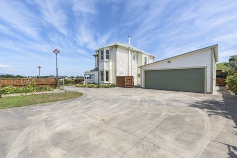 Photo of property in 30a Pohutukawa Place, Bell Block, New Plymouth, 4312