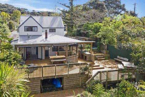 Photo of property in 27 Awhiorangi Promenade, Swanson, Auckland, 0816