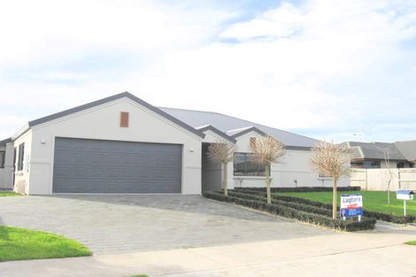 Photo of property in 43 Edenpark Drive, Rototuna North, Hamilton, 3210