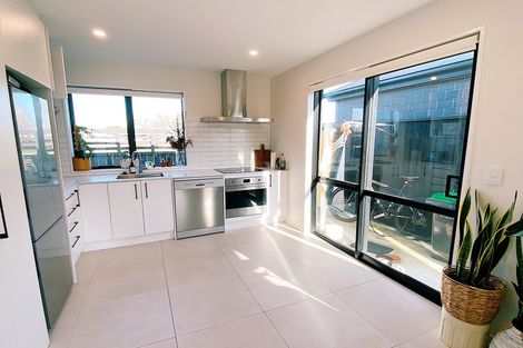 Photo of property in 27 Piripiri Place, Broomfield, Christchurch, 8042