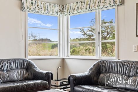 Photo of property in 13 View Street, Maungaturoto, 0520