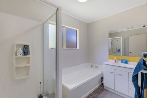 Photo of property in 116 Parnell Heights, Kelvin Grove, Palmerston North, 4414