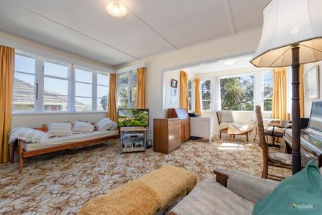 Photo of property in 16 Gear Terrace, Ranui, Porirua, 5024