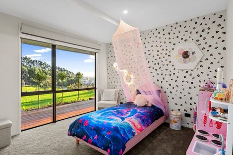 Photo of property in 8 Kepler Ridge Lane, Halswell, Christchurch, 8025