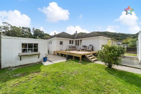 Photo of property in 30 Fleet Street, Naenae, Lower Hutt, 5011
