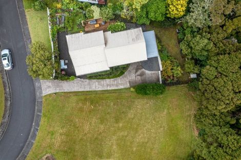Photo of property in 3 Emery Grove, Bayview, Auckland, 0629