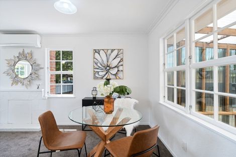 Photo of property in 402 West Coast Road, Glen Eden, Auckland, 0602