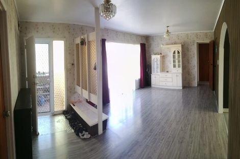 Photo of property in 4 Pettit Place, Manukau, Auckland, 2025