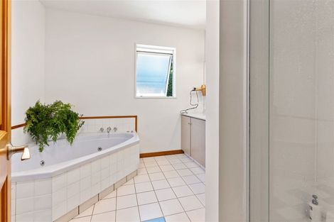 Photo of property in 15 Apsley Drive, Russley, Christchurch, 8042