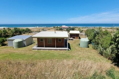 Photo of property in 402 Tora Farm Settlement Road, Tora, Martinborough, 5782