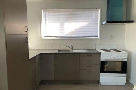 Photo of property in 10 Massine Place, Randwick Park, Auckland, 2105