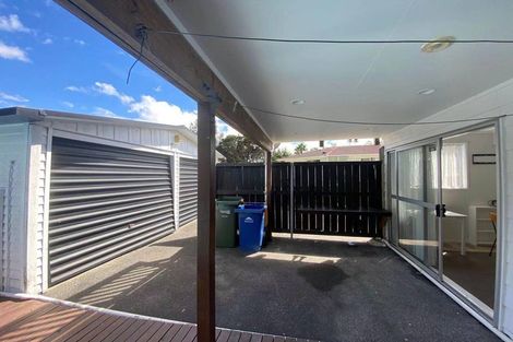 Photo of property in 13 Laser Place, Bayview, Auckland, 0629
