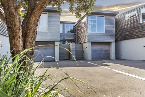 Photo of property in 17 Boardwalk Lane, Seatoun, Wellington, 6022