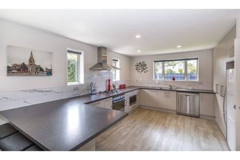 Photo of property in 78a Daniels Road, Redwood, Christchurch, 8051