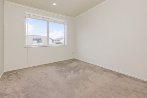 Photo of property in 31 Hakawai Avenue, Takanini, 2112