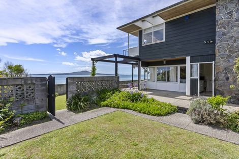 Photo of property in 21 The Strand, Takapuna, Auckland, 0622