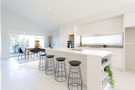 Photo of property in 37 Saint Pauls Drive, Brookfield, Tauranga, 3110