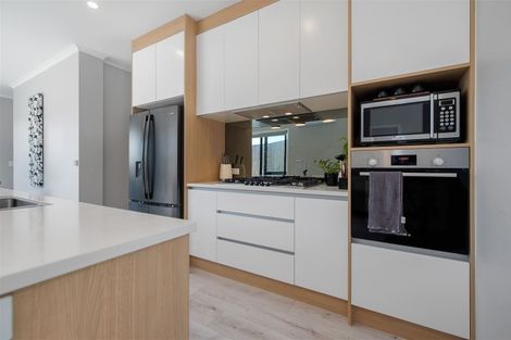 Photo of property in 11 Paiaka Place, Rototuna North, Hamilton, 3210