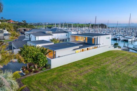 Photo of property in 32 Rue D' Amarres, Gulf Harbour, Whangaparaoa, 0930