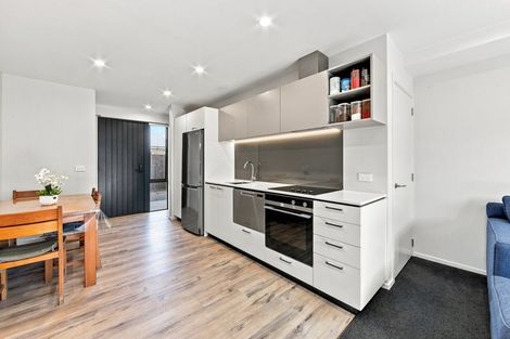 Photo of property in 4/9 Grove Road, Addington, Christchurch, 8024