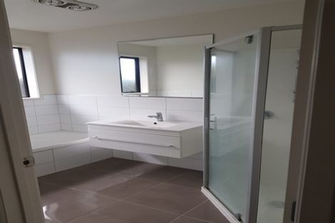 Photo of property in 17a Duke Avenue, Pukekohe, 2120