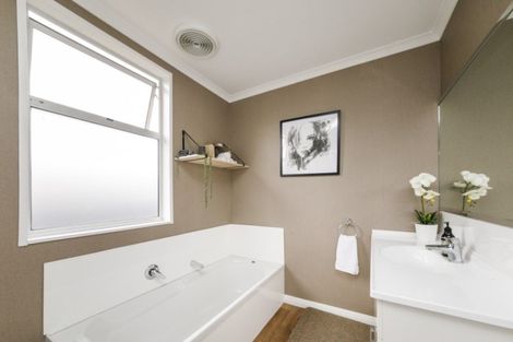 Photo of property in 18 Queen Street, Feilding, 4702