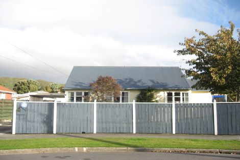 Photo of property in 34 Dyer Street, Epuni, Lower Hutt, 5011