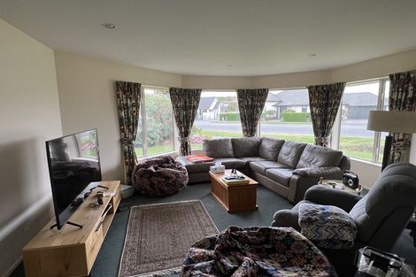 Photo of property in 537 Harewood Road, Harewood, Christchurch, 8051