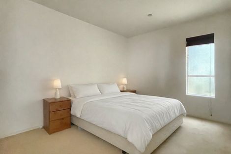 Photo of property in Metro Apartments, 6/220 Thorndon Quay, Pipitea, Wellington, 6011