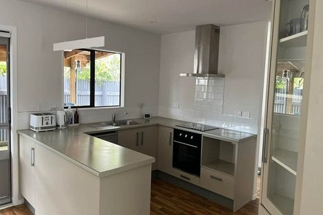 Photo of property in 5a Hetley Crescent, Taradale, Napier, 4112