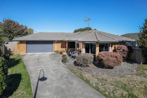 Photo of property in 27 Mangakoea Place, St Andrews, Hamilton, 3200