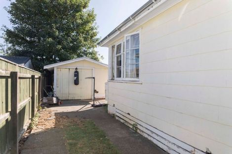 Photo of property in 4 Victor Street, Dannevirke, 4930