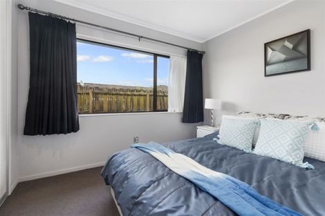 Photo of property in 2/17 Seneca Court, Golflands, Auckland, 2013