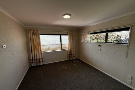 Photo of property in 2/219 Mangorei Road, Merrilands, New Plymouth, 4312