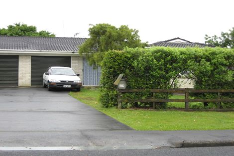 Photo of property in 69 Chichester Drive, Rosehill, Papakura, 2113