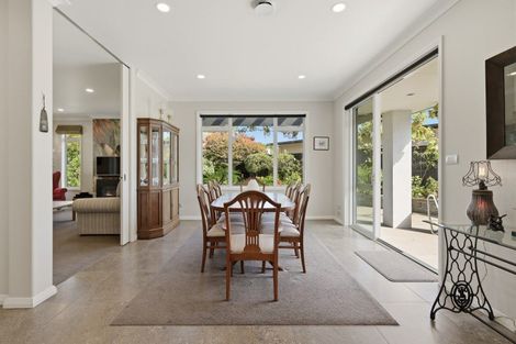 Photo of property in 22 Hansard Place, Bethlehem, Tauranga, 3110