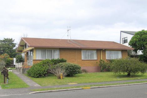 Photo of property in 20b Waitui Grove, Mount Maunganui, 3116