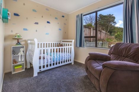 Photo of property in 19 Staysail Place, Whitby, Porirua, 5024